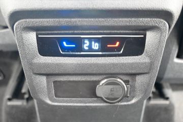 Volkswagen Tiguan - 10