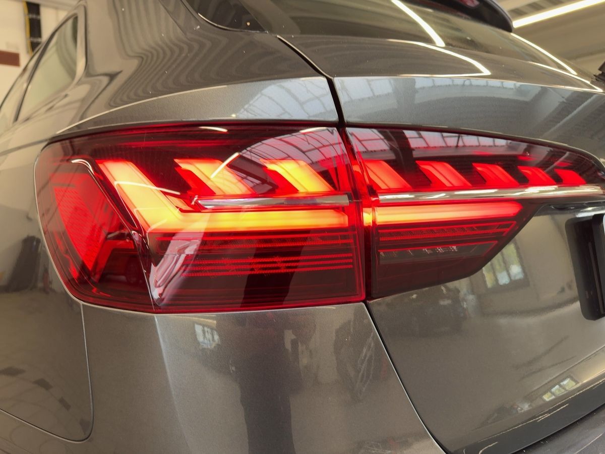 Audi A4 - Bild 14