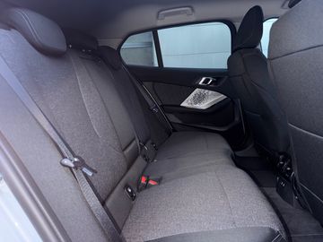 BMW 116 DAB LED Komfortzg. Parkassistent Klimaaut.