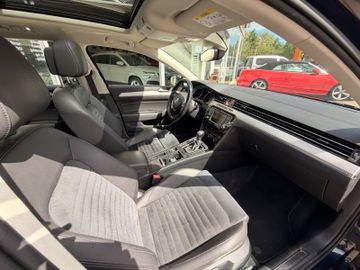 Volkswagen Passat Variant - 12