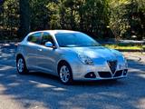 Alfa Romeo Giulietta 1.6 JTDm-2 105 CV Exclusive - silberne Alfa Romeo Giulietta