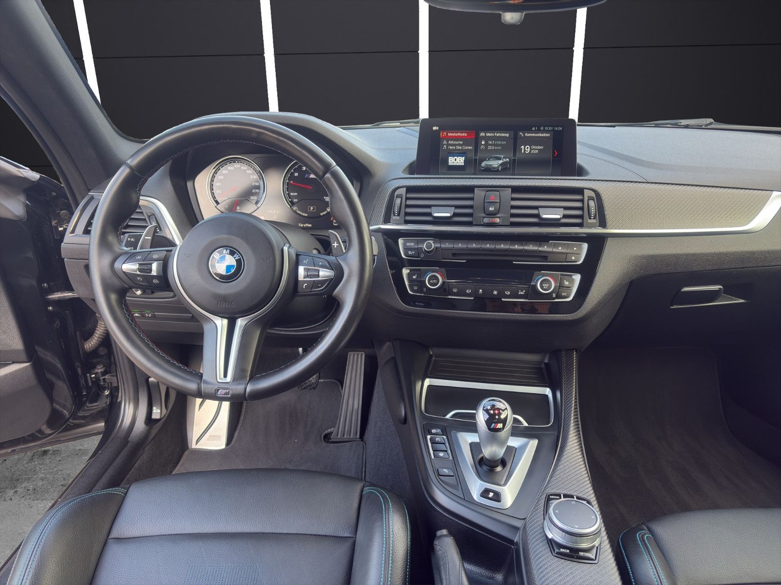 Fahrzeugabbildung BMW M2 Coupe Competition/H&K/Carbon/Apple CarPlay