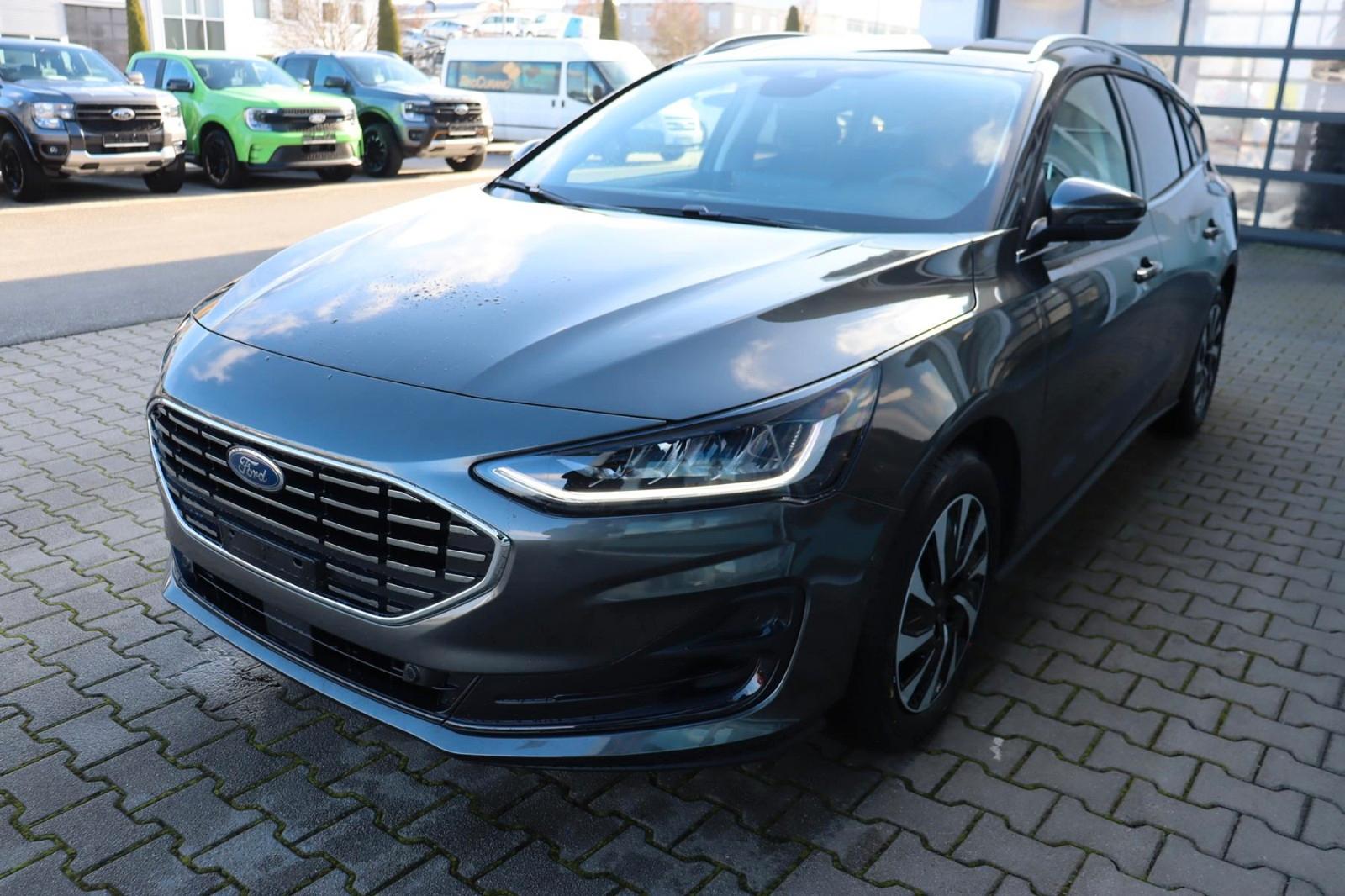 Ford Focus Titanium X 1.0 EcoBoost 4,99% FIN*