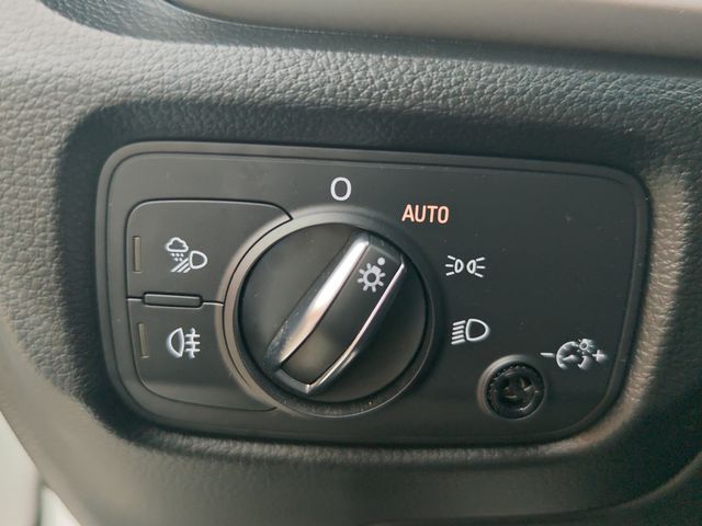 A3 Sportback 30 1.0 TFSI 6-Gang SHZ XENON NAVI