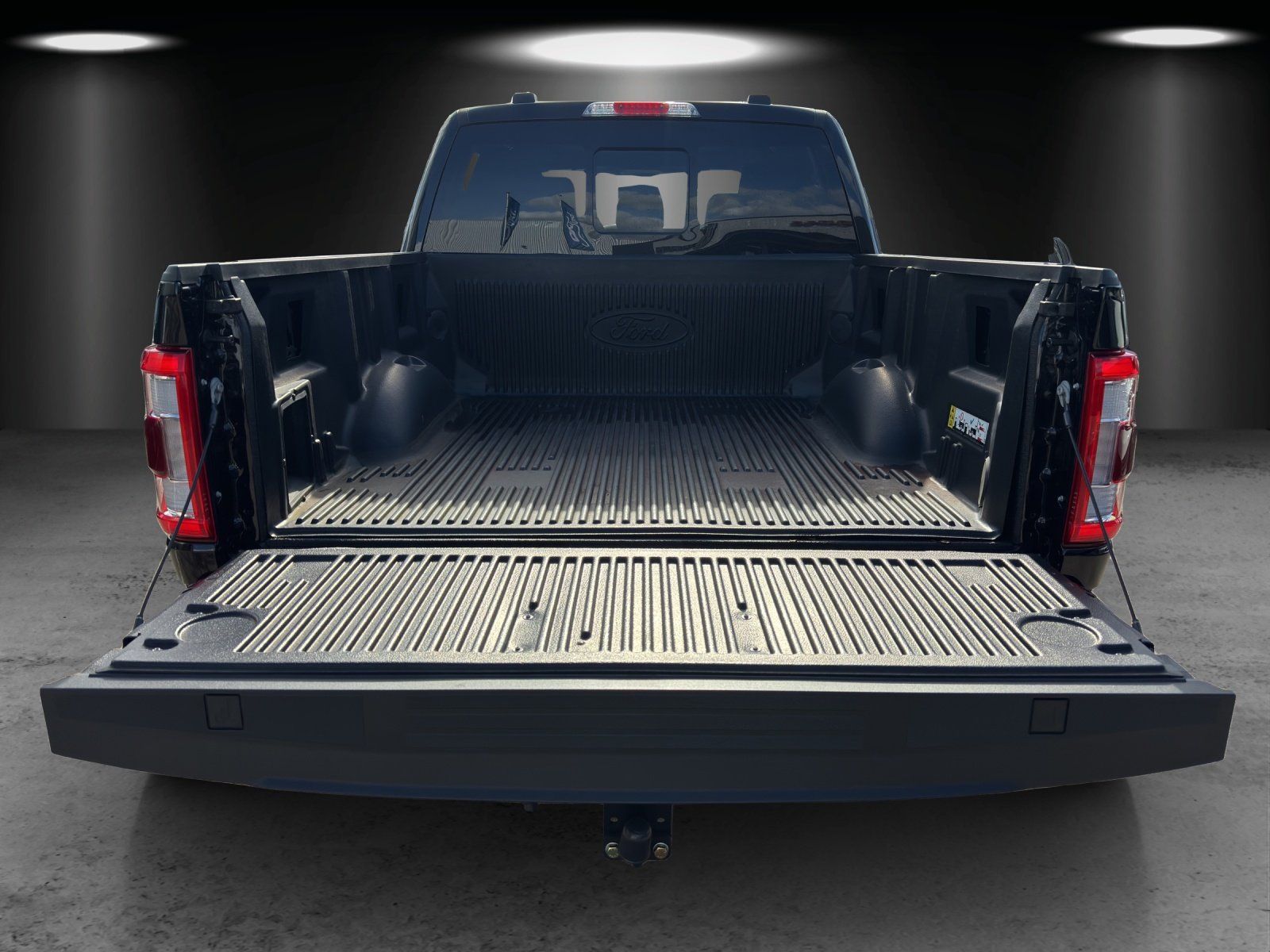Fahrzeugabbildung Ford F-150 Lariat BLACK 4x4 NAVI/AHK/360°/PANORAMA