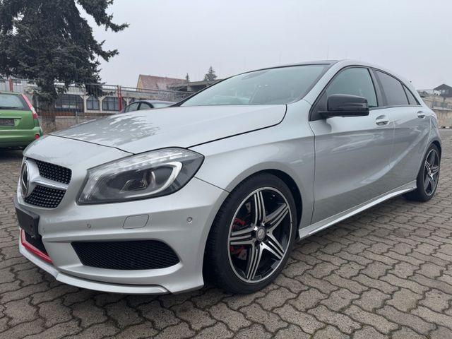 Mercedes-Benz A 250 AMG Line Automatik Panorama-Navi-Xenon