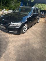 BMW E91 325d Lci mit vielen neuen Teilen - BMW: Teile
