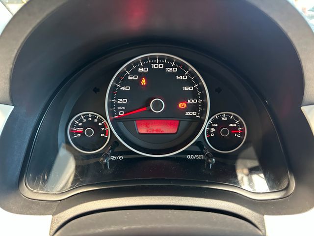 MYAUTOCENTER – Gebraucht- und Jahreswagen mit Werkstattservice in Pfaffenhofen Seat Mii Style Salsa *NAVI*PDC*KLIMA*SportLenkrad*
