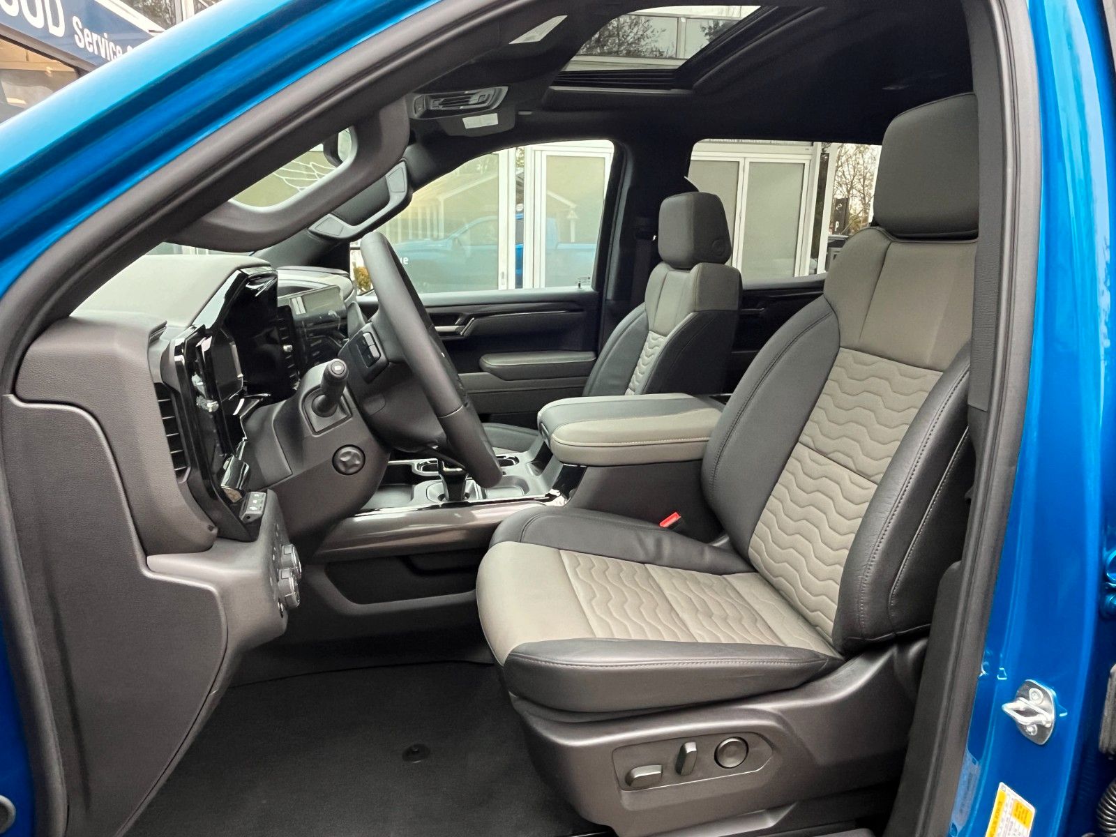 Fahrzeugabbildung Chevrolet Silverado ZR2 V8 6.2*Head-Up*360°*Offroad*AHK