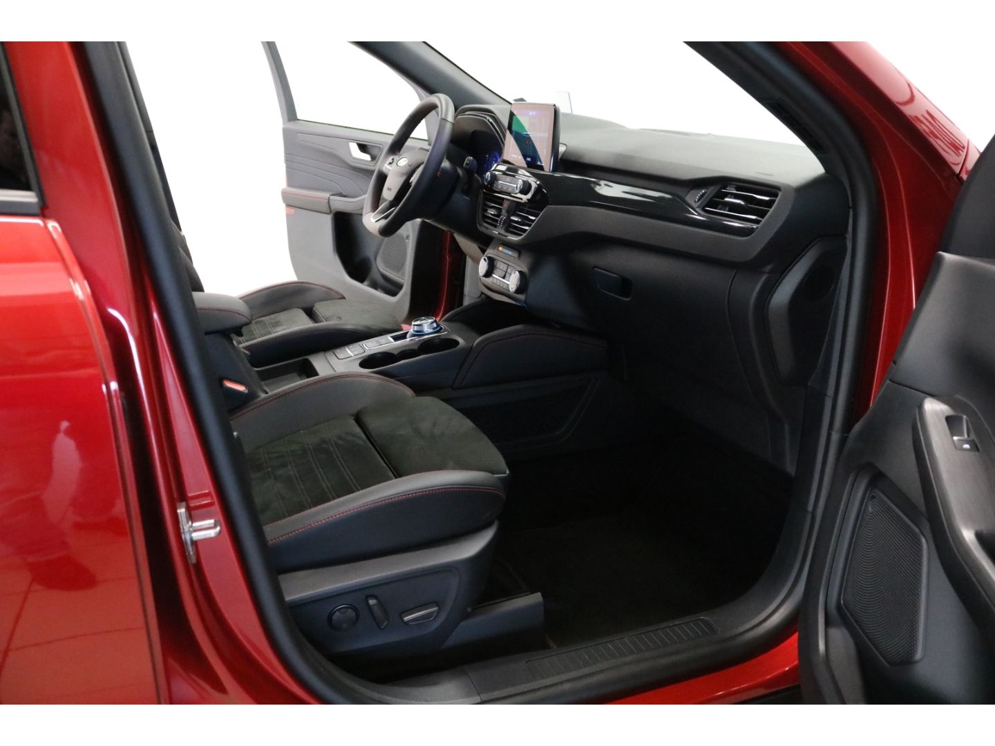 Fahrzeugabbildung Ford Kuga -PHEVEU6d Plug-In Hybrid ST-Line X 2.5 Dura