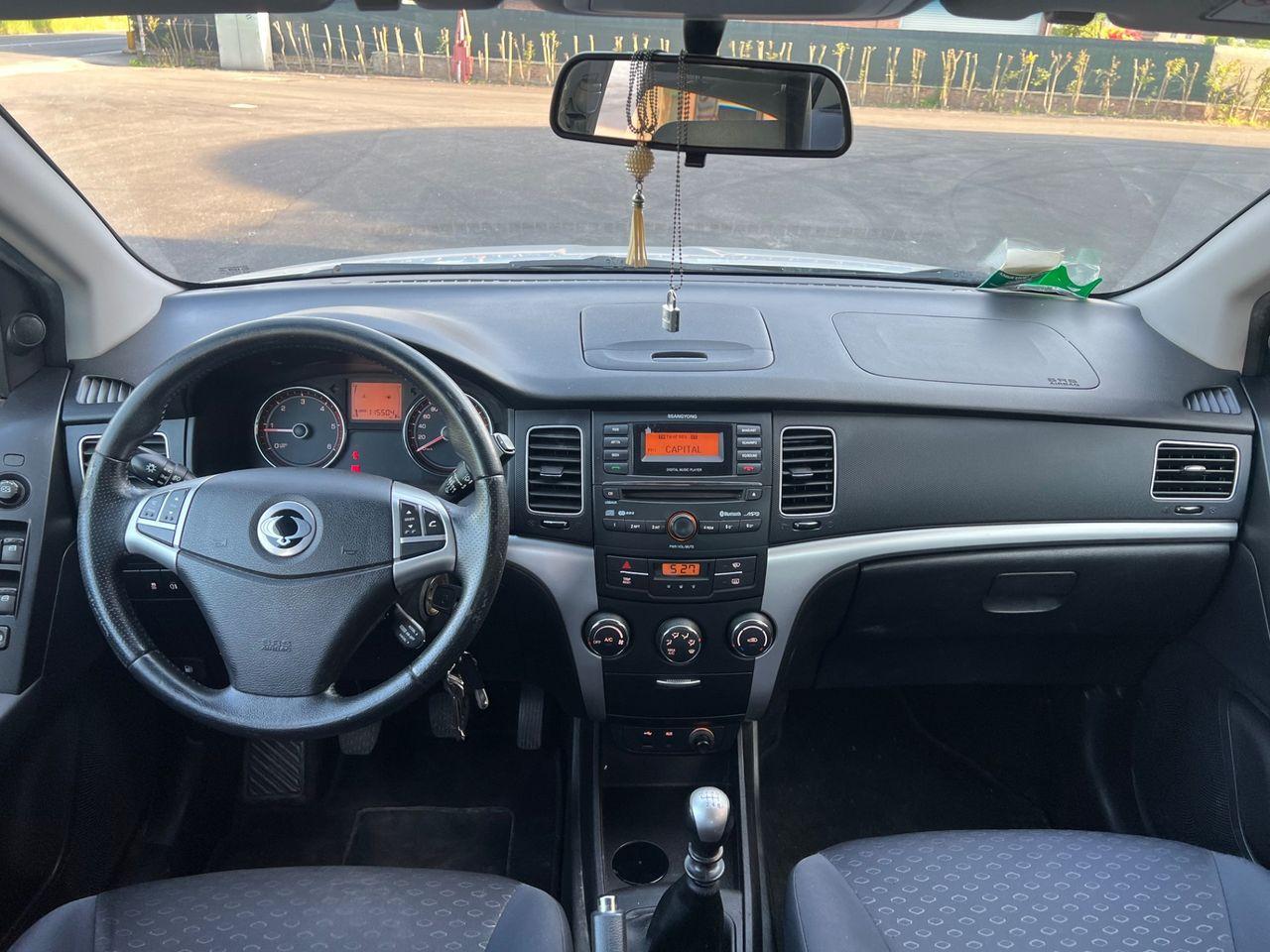 SsangYong Korando 2011 — photo 10