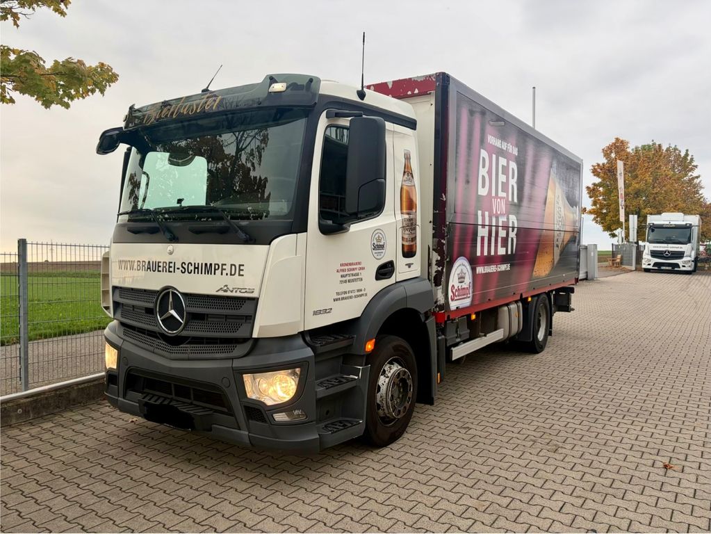 MERCEDES-BENZ
