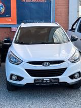 Hyundai ix35 2.0 GDI Style 4WD Automatik Style - Hyundai ix35 in Hamburg