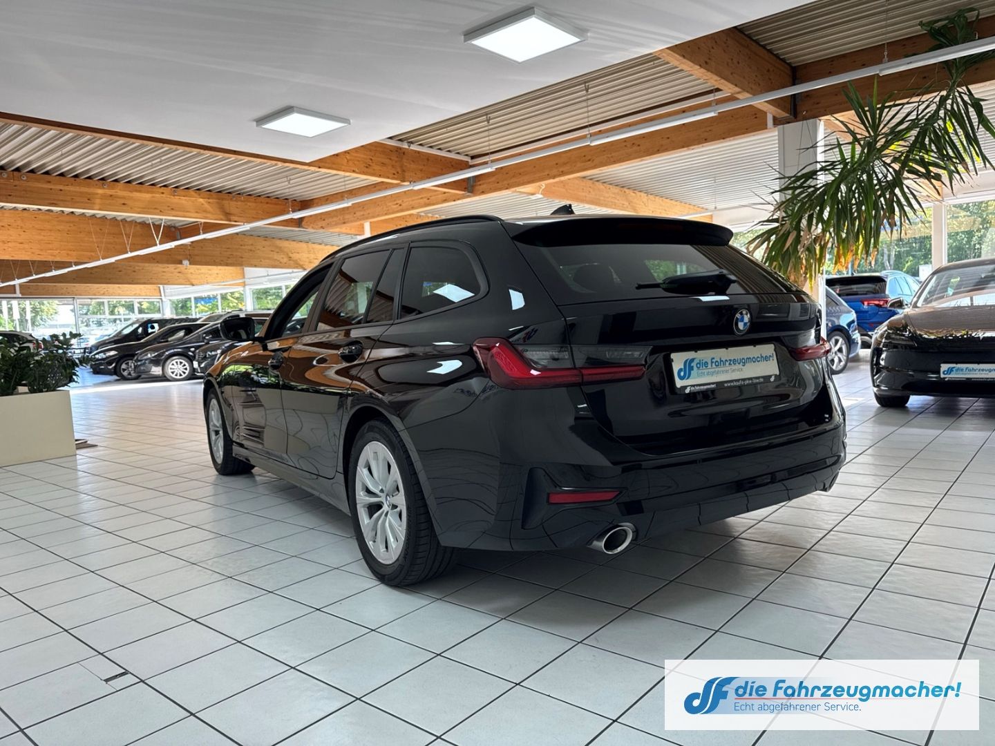 Fahrzeugabbildung BMW 320 d Advantage Touring Mild-Hybrid EU6d Navi Di