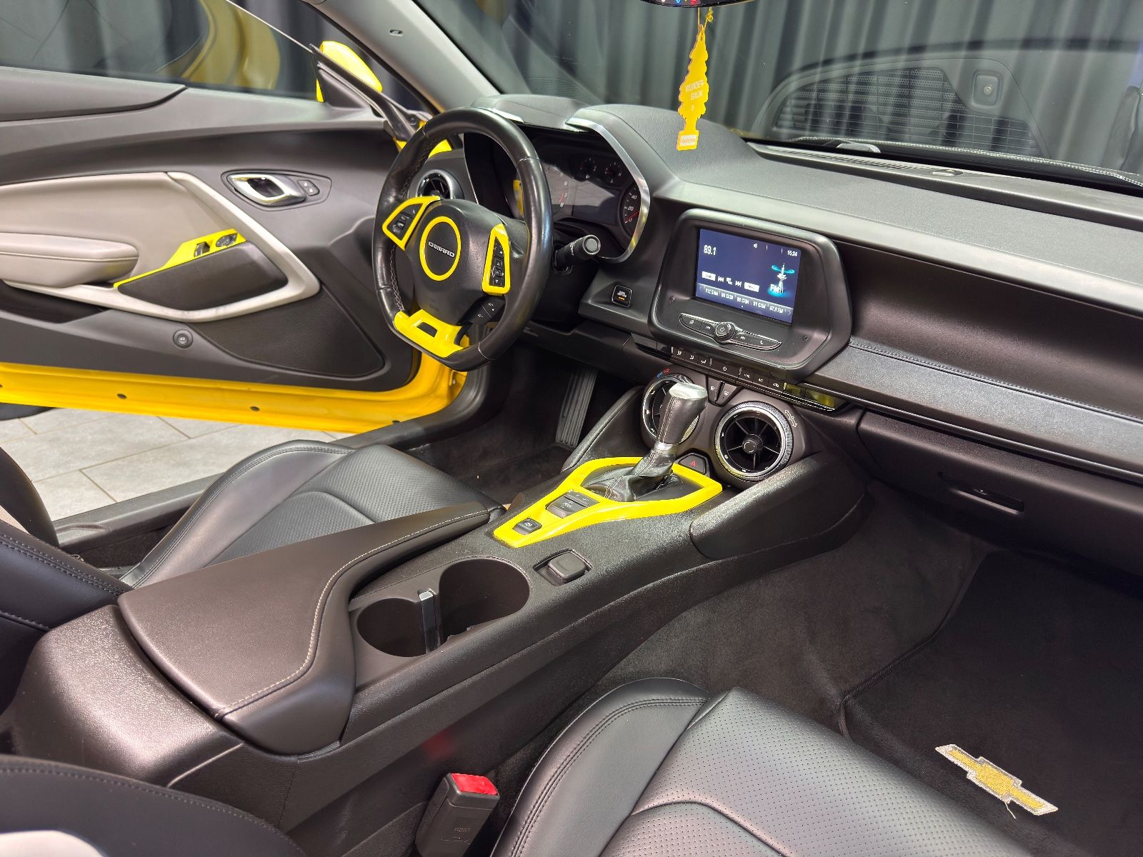 Fahrzeugabbildung Chevrolet Camaro Coupé 3.6L V6|AUTOMATIK|LEDER|NAVI|