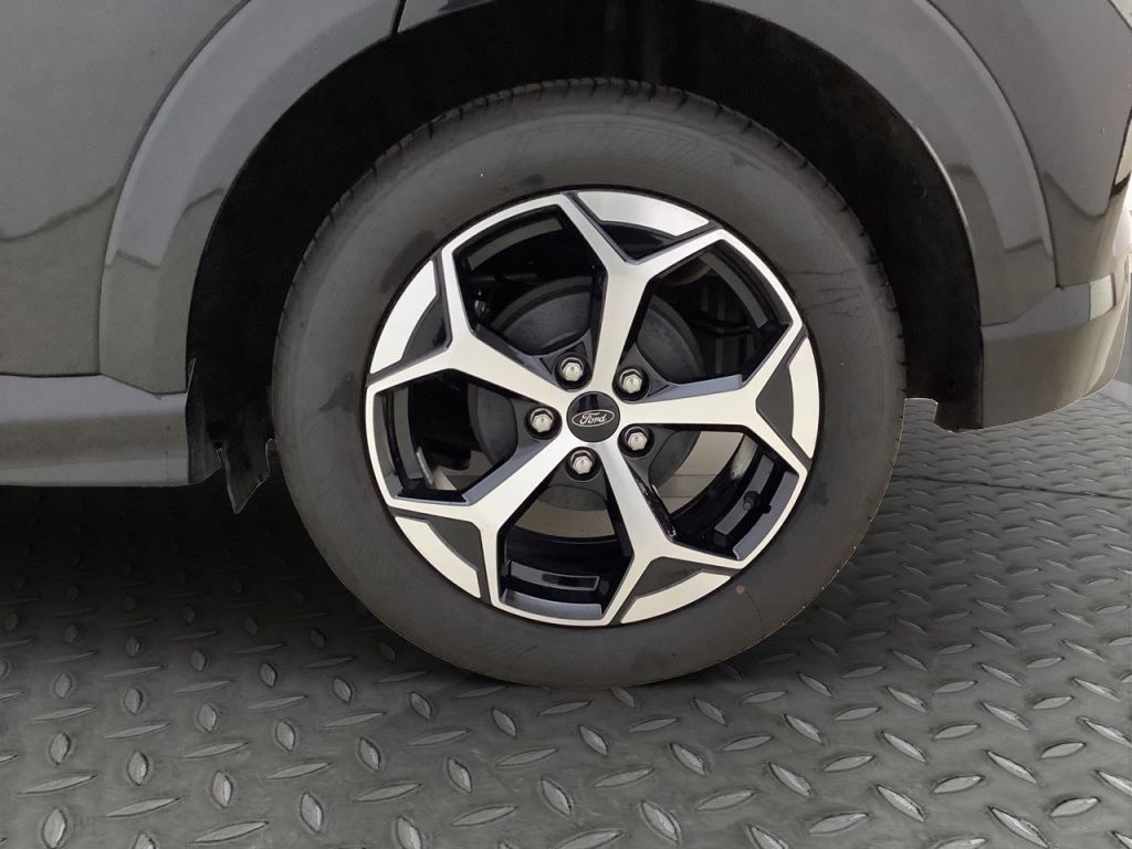 Fahrzeugabbildung Ford Puma ST-Line Navi LED Fernl. ACC Digitales Cock