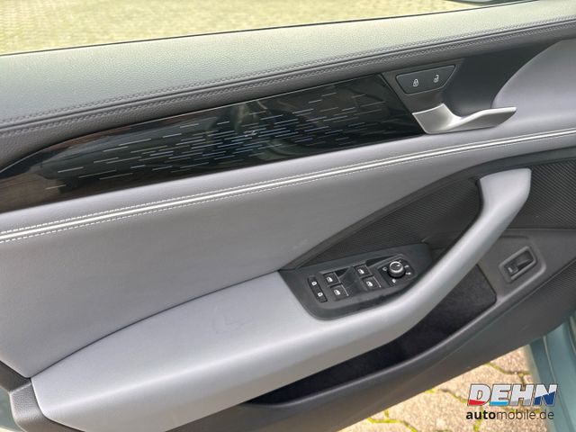 Volkswagen Passat Variant 2.0 TDI Neues Mod. Elegance Matri