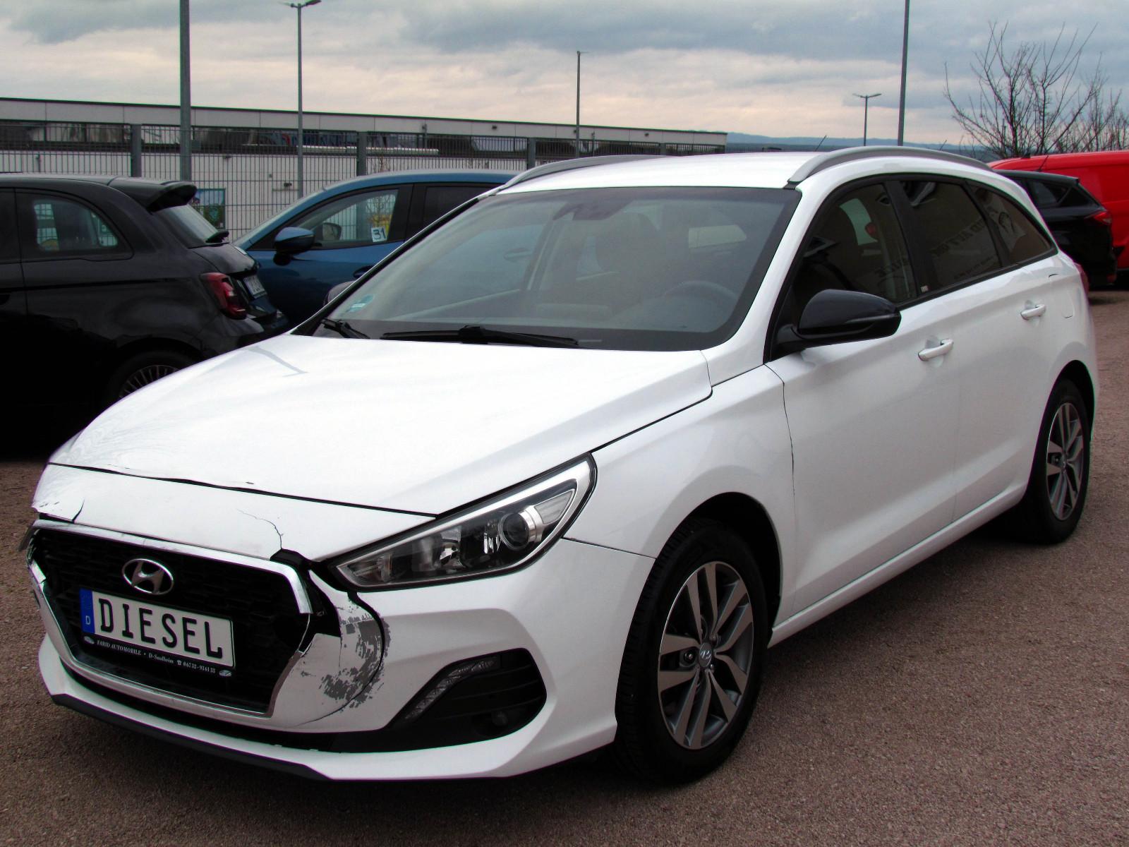 Hyundai i30cw YES!*NAVI* Spurhalt* Voll Fahrbereit*CAM