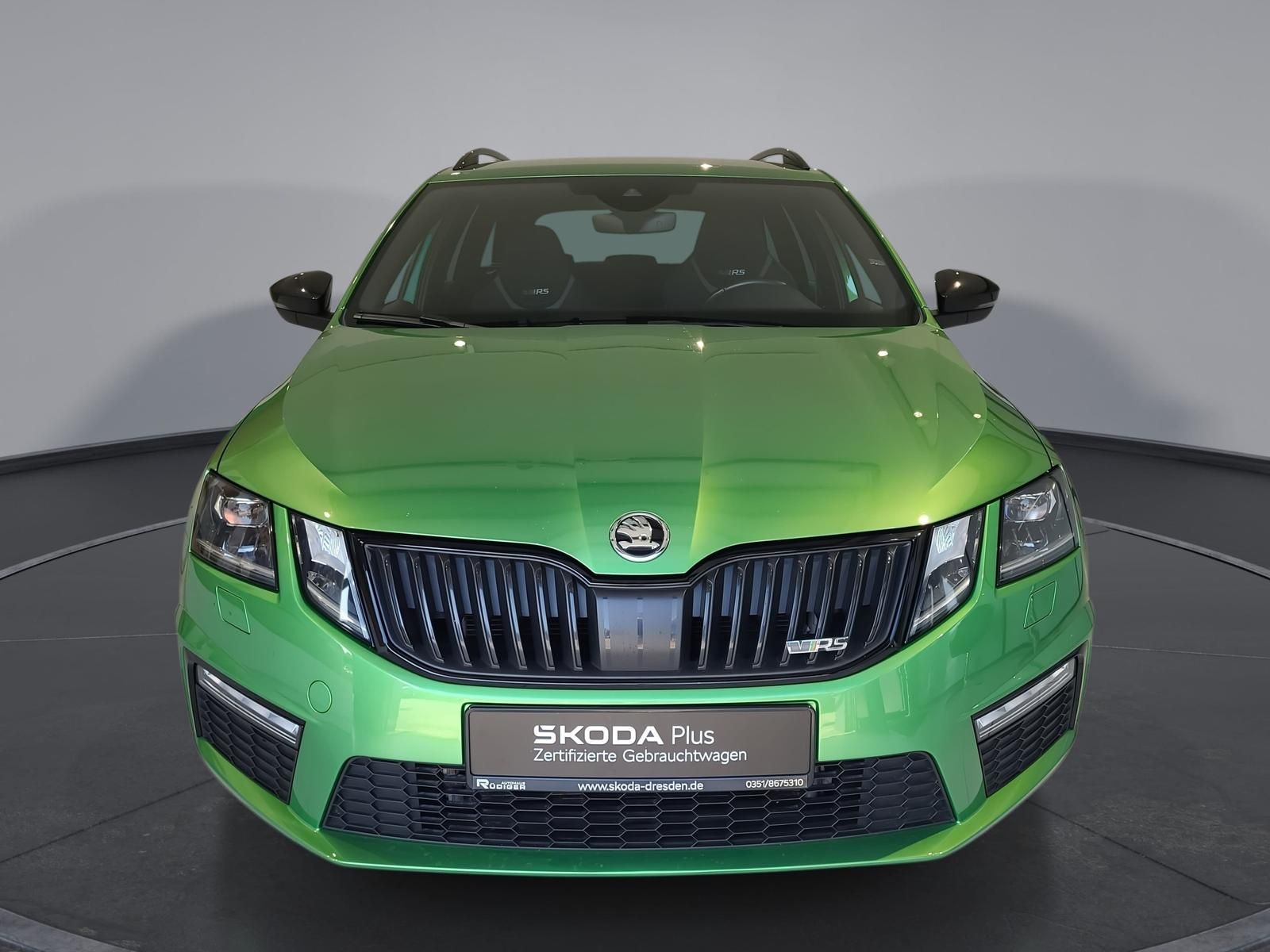 Skoda OCTAVIA COMBI RS 2.0 TSI DSG SmartLink foto 9