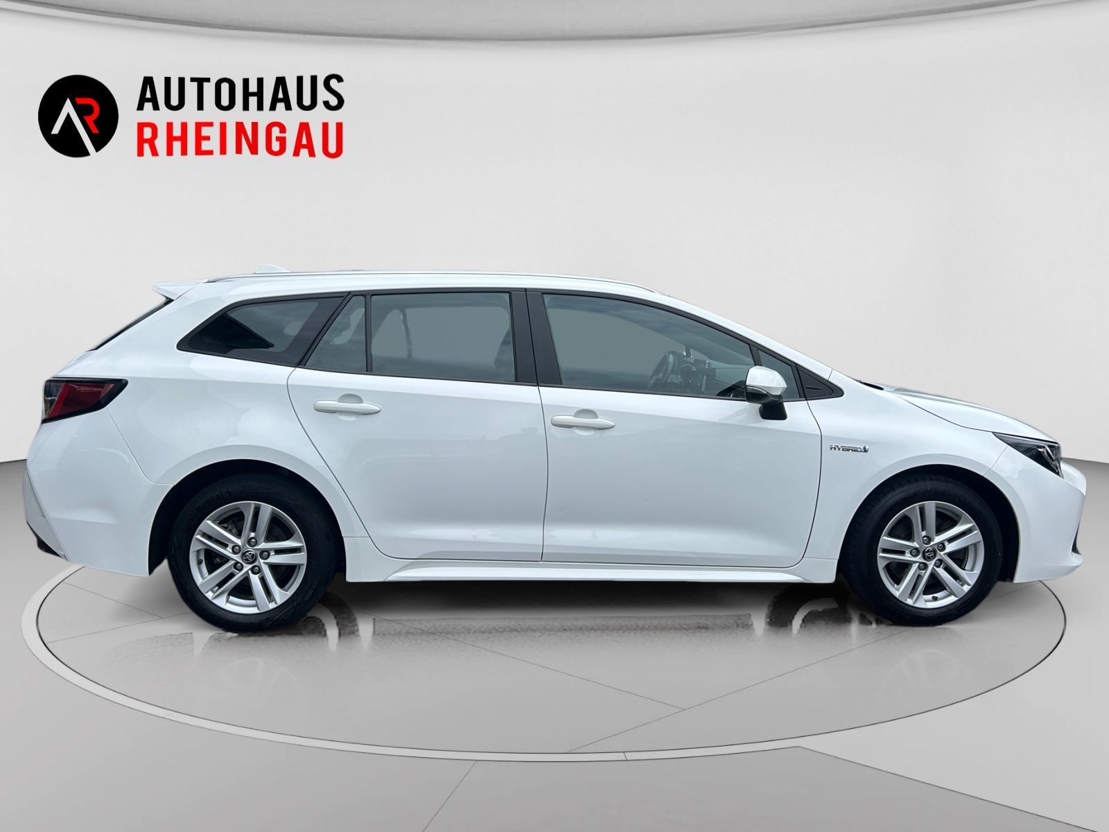 Fahrzeugabbildung Toyota Corolla 2.0 Hybrid Business Edition ACC NAVI RFK