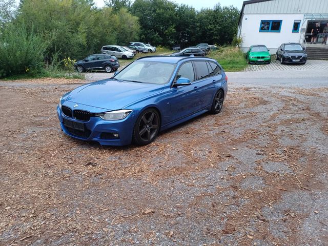 BMW BMW 320 d Touring M Sport Shadow M Sport S...