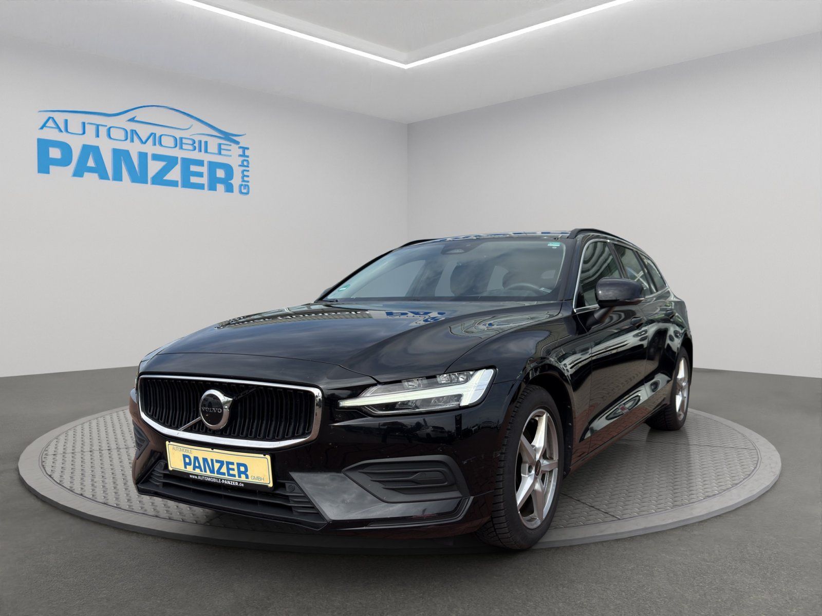 Volvo Volvo V60 B4 (Diesel) Core AHK LkrHz 4xSHZ