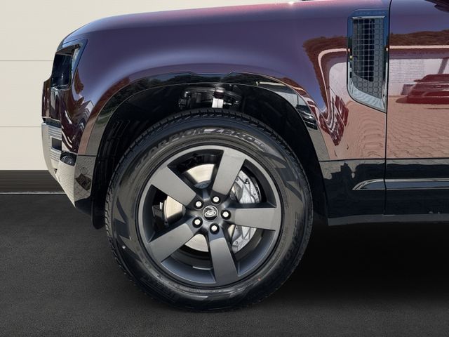 Land Rover Defender 130 D300 X-Dynamic HSE