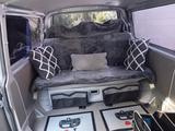 Volkswagen T5 Caravelle mit Schlaf Option, Camping  - gebrauchte VW T5 Caravelle aus dem Jahr 2010