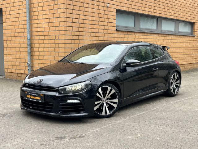 Volkswagen Scirocco 2.0 TSI/R-LINE/AUTOMATIK/GEPFLEGT/R-KAM