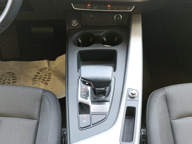 Fahrzeugabbildung Audi A4 Avant 35 2.0 TFSI Avant S-tronic