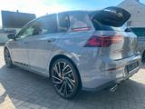 Volkswagen Golf VIII Lim. GTI Clubsport Navi Pamorma Kamera - Volkswagen Golf mit Benzin-Antrieb: Limousine, Automatik