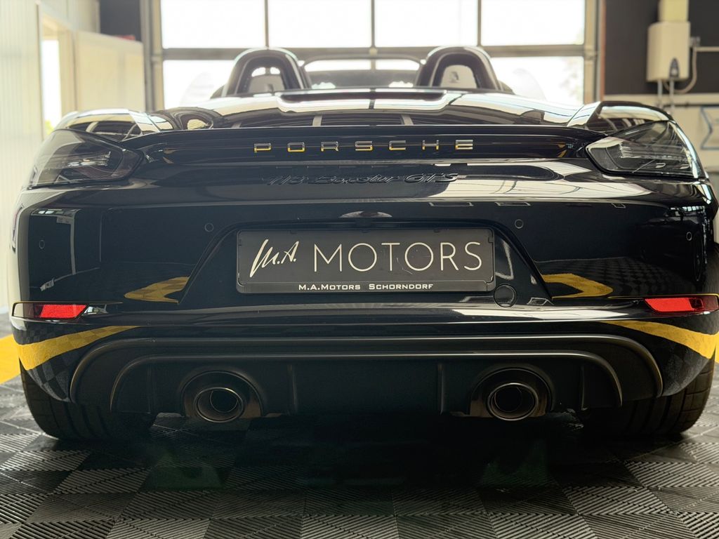 PORSCHE 718 Boxster/GTS 4.0/APPROV/GTS PAKET/BOSE/SP.CHR PORSCHE 718 Boxster/GTS 4.0/APPROV/GTS PAKET/BOSE/SP.CHR