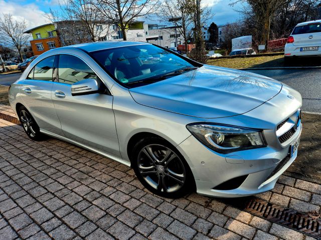 Mercedes-Benz CLA 200 CLA -Klasse CLA 200 NAVI LEDER BI XENON