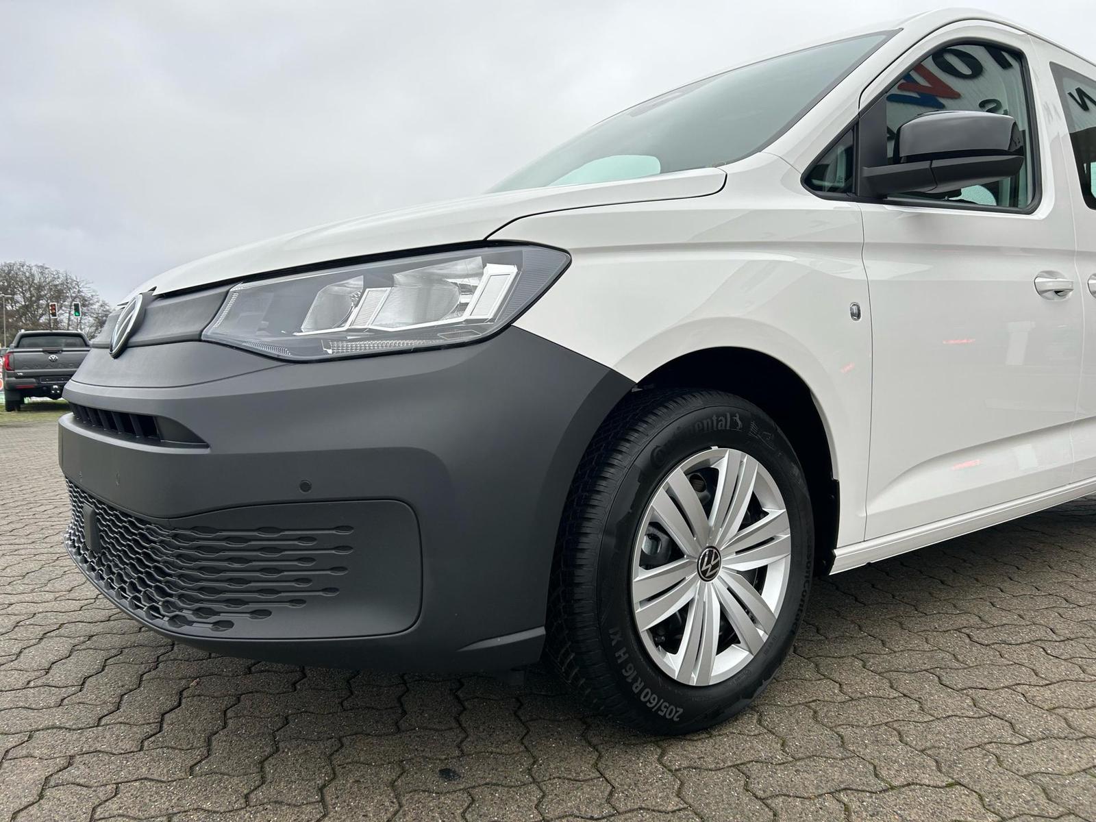 Volkswagen Caddy Kombi 1.5 TSI / AHK App-Connect