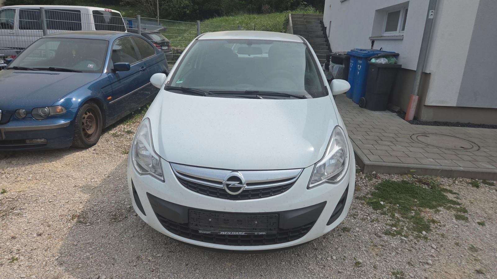 Opel Corsa D Selection