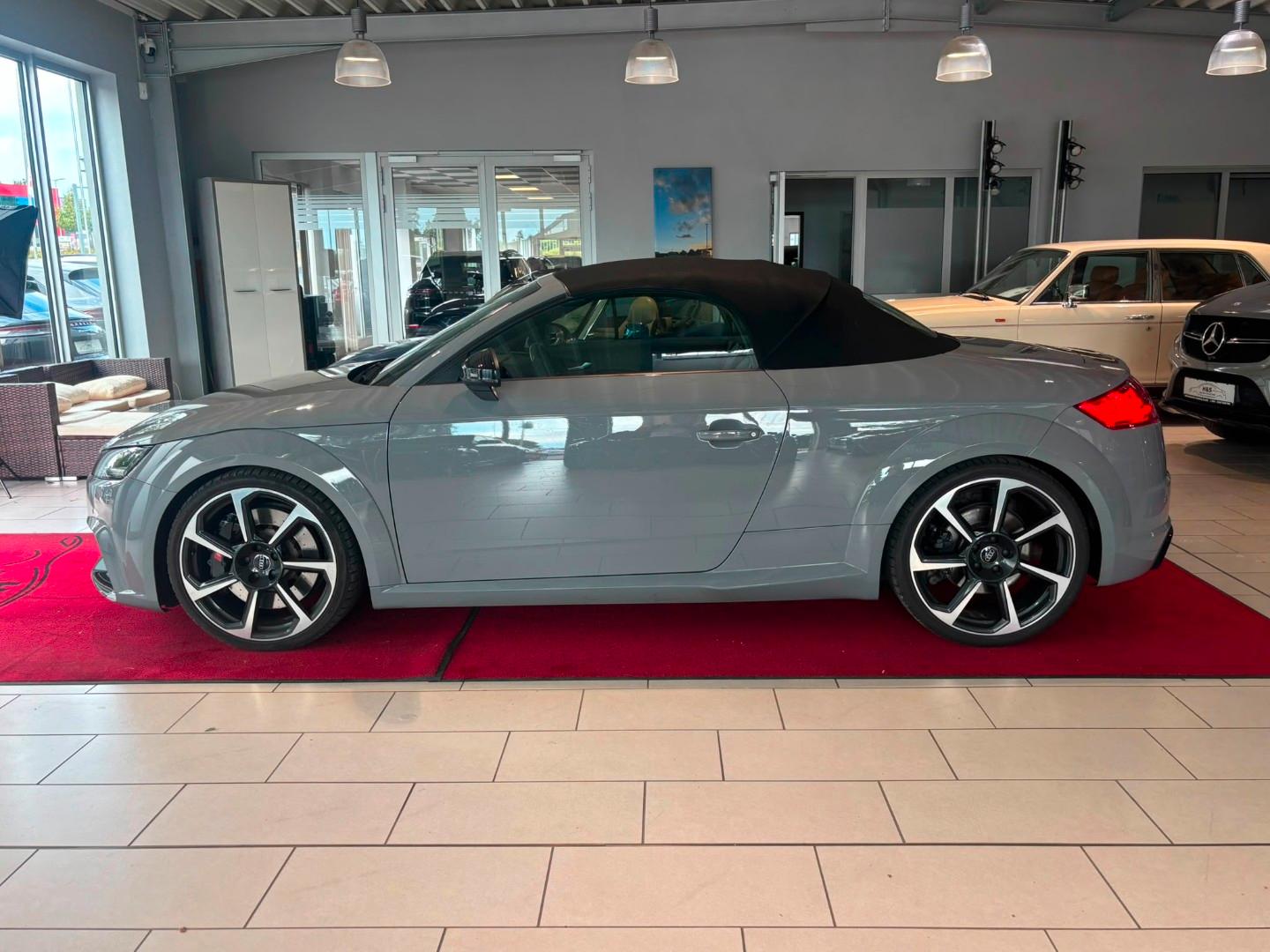 Audi TT RS Roadster 2.5 TFSI quattro