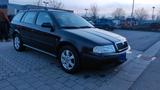 Skoda Octavia Combi Tour 1.6 MPI, 75kw,102... - Skoda Octavia: Mpi