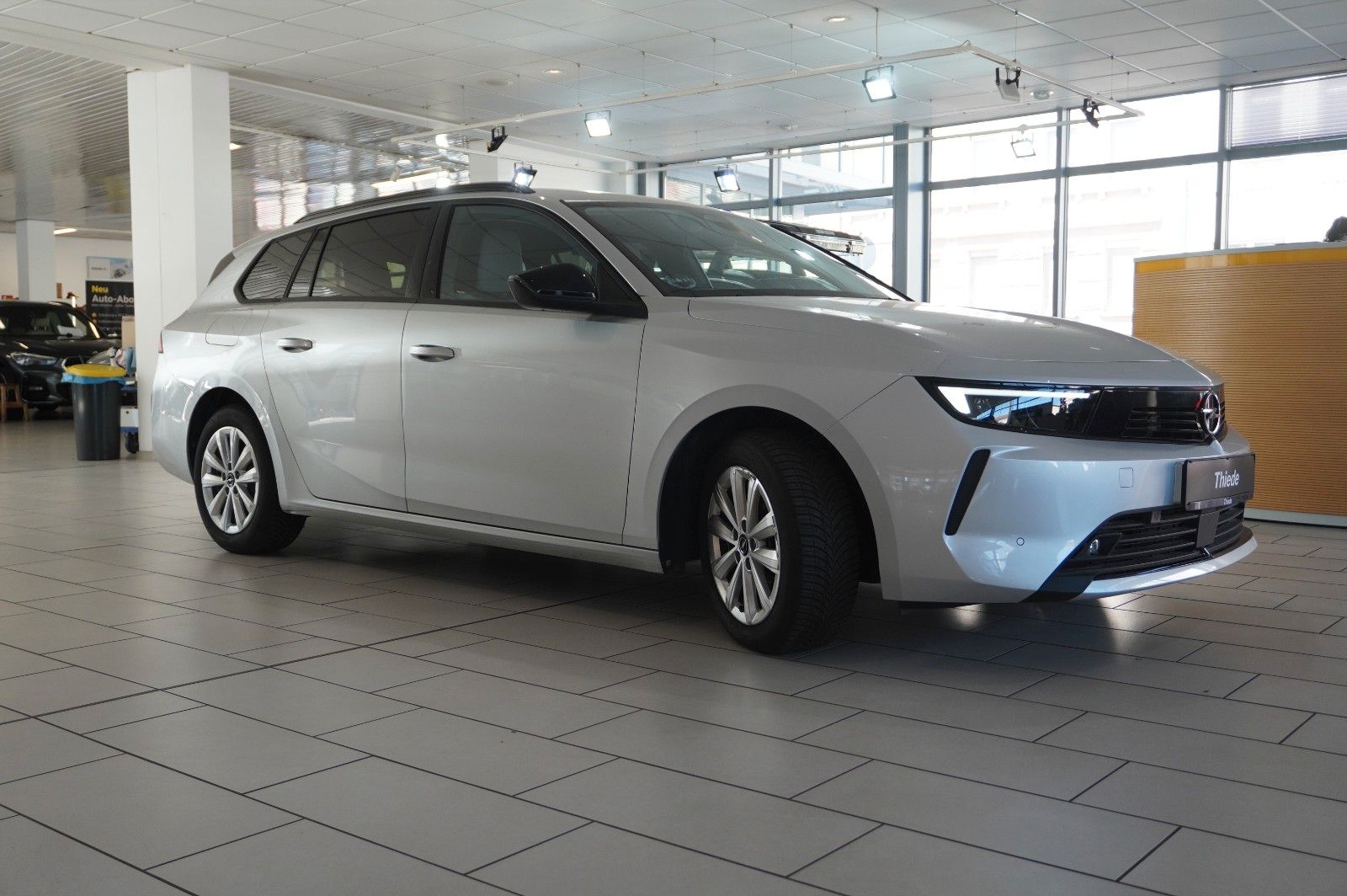 Fahrzeugabbildung Opel Astra L ST 1.2T ENJOY NAVI/LED/KAMERA/VIRT/DAB+