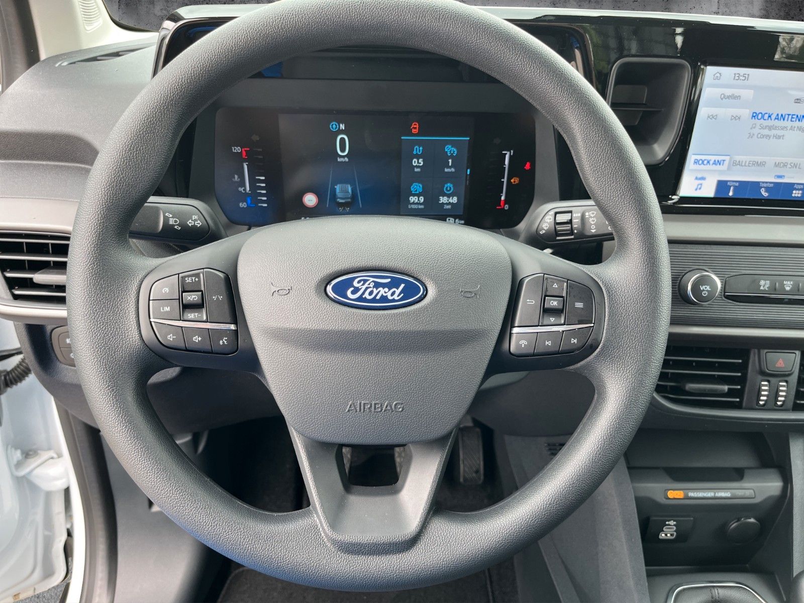 Fahrzeugabbildung Ford Transit Courier Trend Doppelkabine