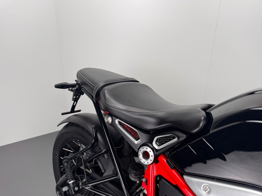 Fahrzeugabbildung BMW R NineT SCRAMBLER OPTION 719 *SERIVCE NEU