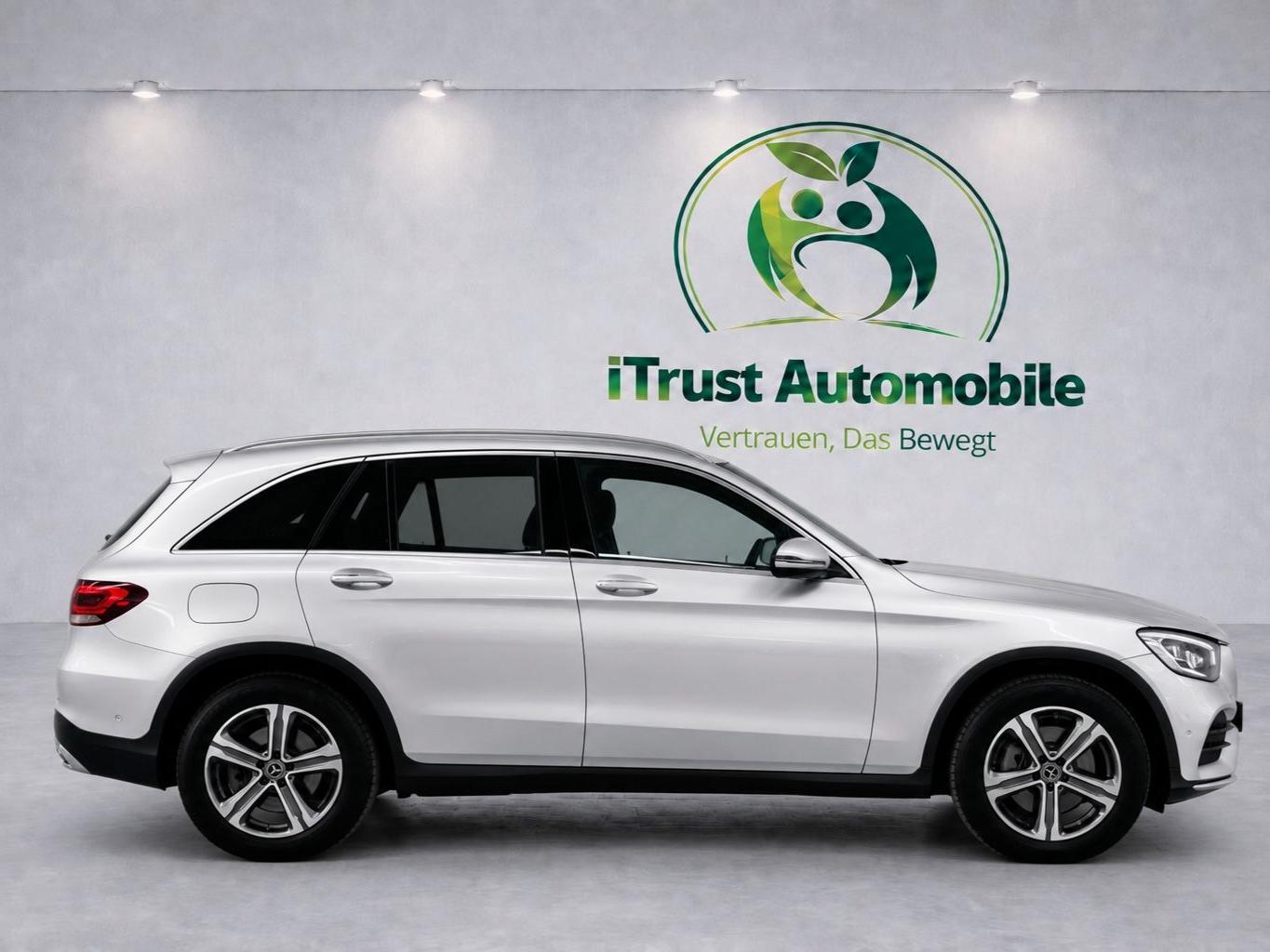 Mercedes-Benz GLC 300d 4Matic 1.HAND MULTIBEAM KAMERA