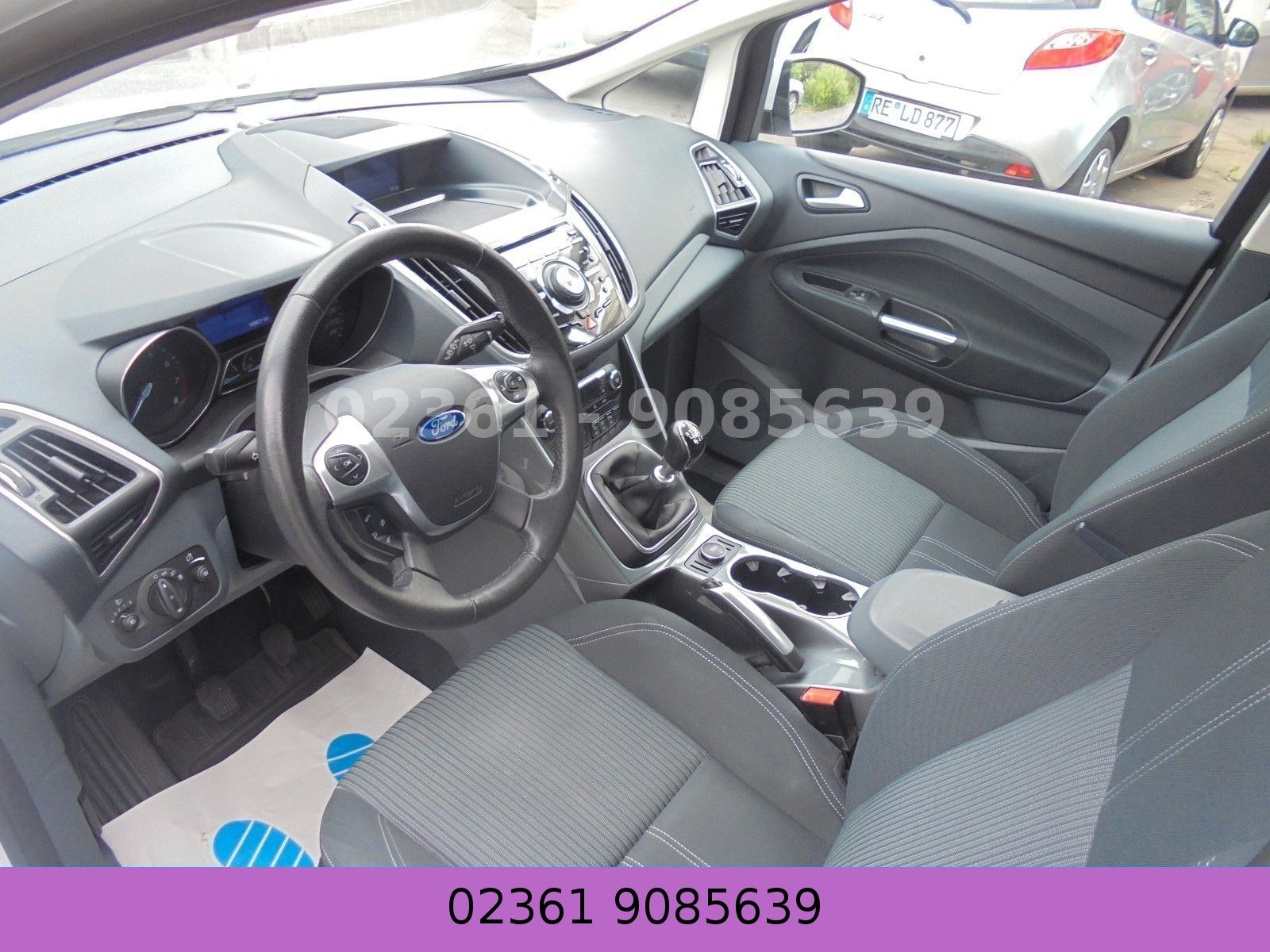 Fahrzeugabbildung Ford C-MAX Titanium/Klima/Navi/Pdc+Kamera/Steuerkette