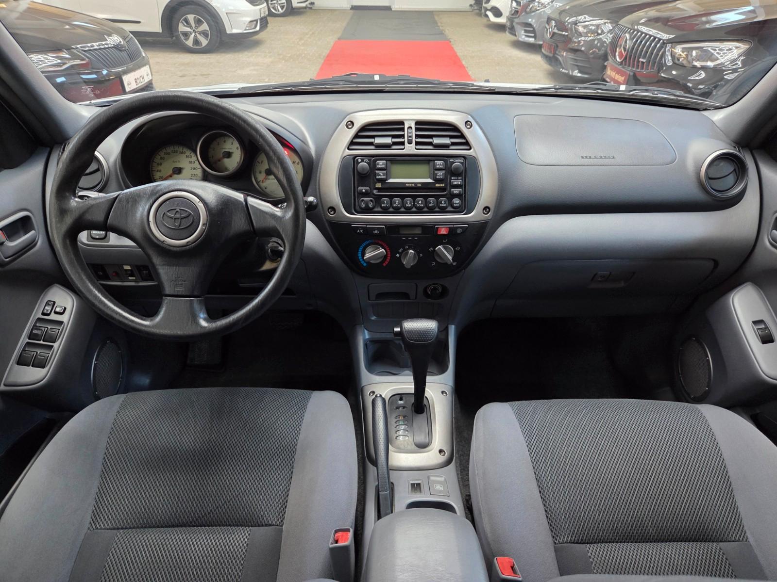 TOYOTA RAV 4 2.0 150CH 4X4 SPECIAL BVA