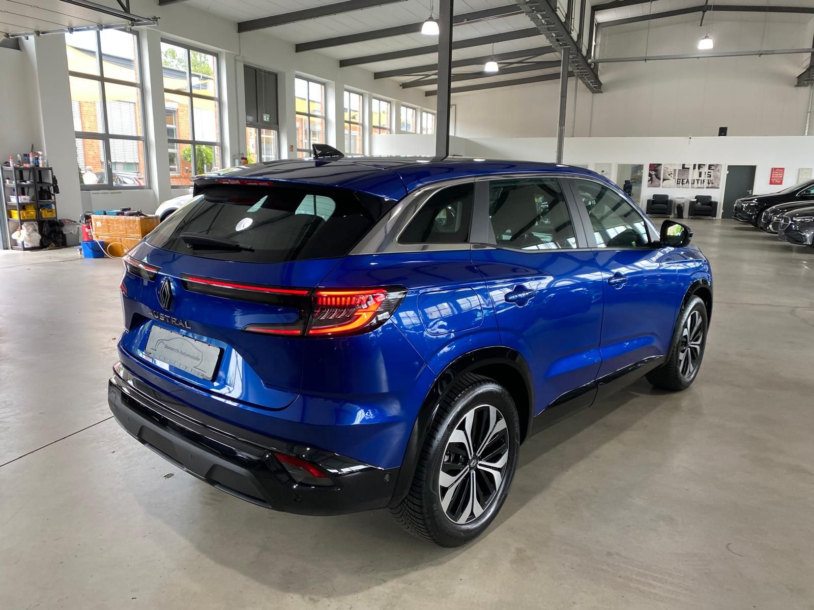 Fahrzeugabbildung Renault Austral Mild Hybrid 140 Sports Equilibre