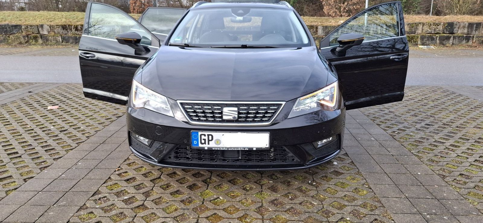 SEAT Leon 1.5 TGI 96kW Xcellence DSG Sportstourer...