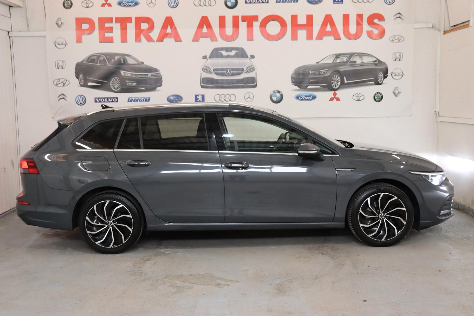 Volkswagen Golf 2.0 TDI SCR DSG Style Variant