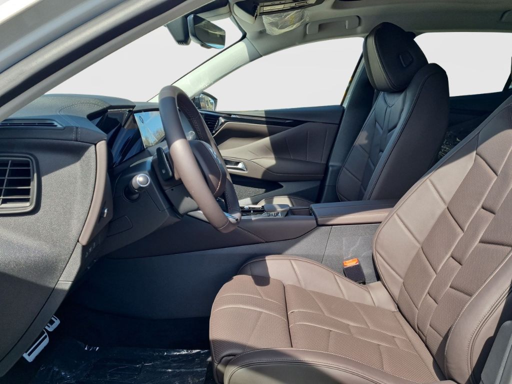 Fahrzeugabbildung DS Automobiles DS 4 E-Tense Cross Rivoli Hybrid 225 Plug-In EU6