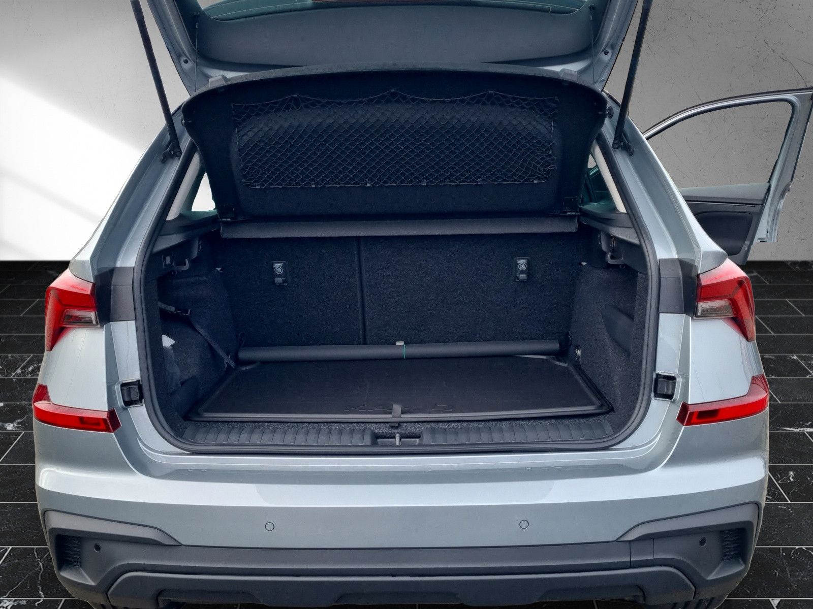 Fahrzeugabbildung SKODA Kamiq Balance 1,0 TSI DSg AHK Garantie +3