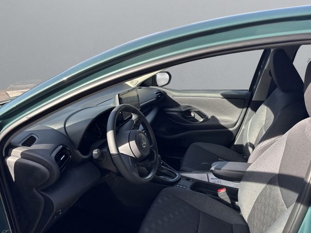 Yaris Hybrid Teamplayer LED Apple CarPlay Androi