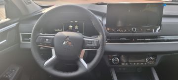 Bild 13 Mitsubishi Outlander 2.4L PHEV Intro Edition8Jahre Garantie